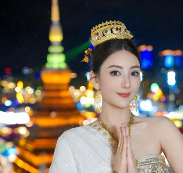 Kaiyun(中国大陆)开云·体育官方网站 方媛频遭节目恶剪寻衅，依然吞声忍气？她和闺蜜“差距”又拉大了